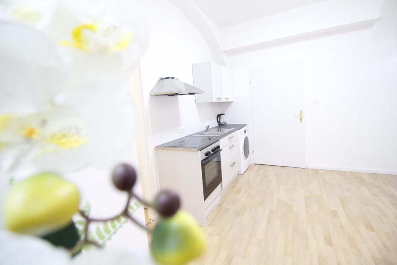 Premier Double Room Th A Вена Экстерьер фото